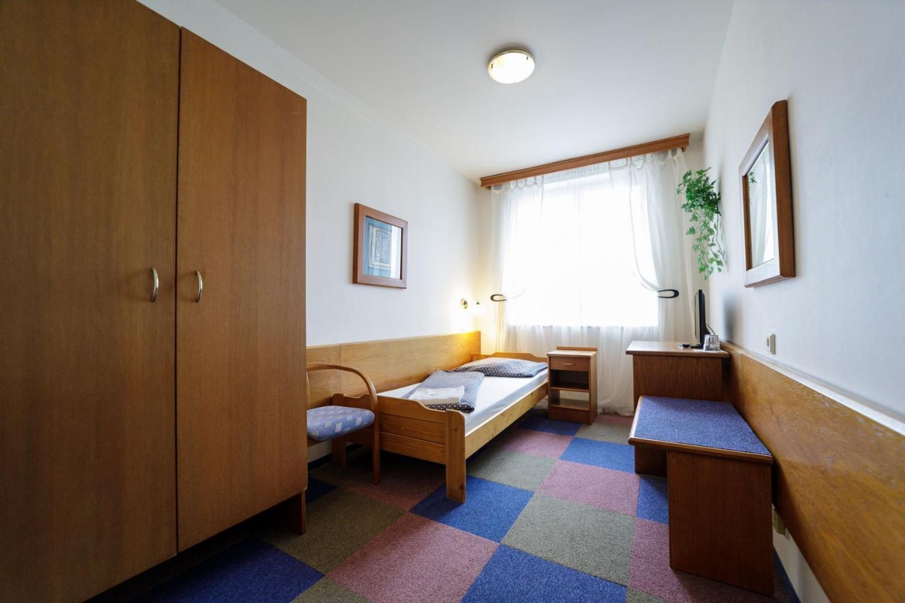 Hotel Peliny Chocen Екстериор снимка